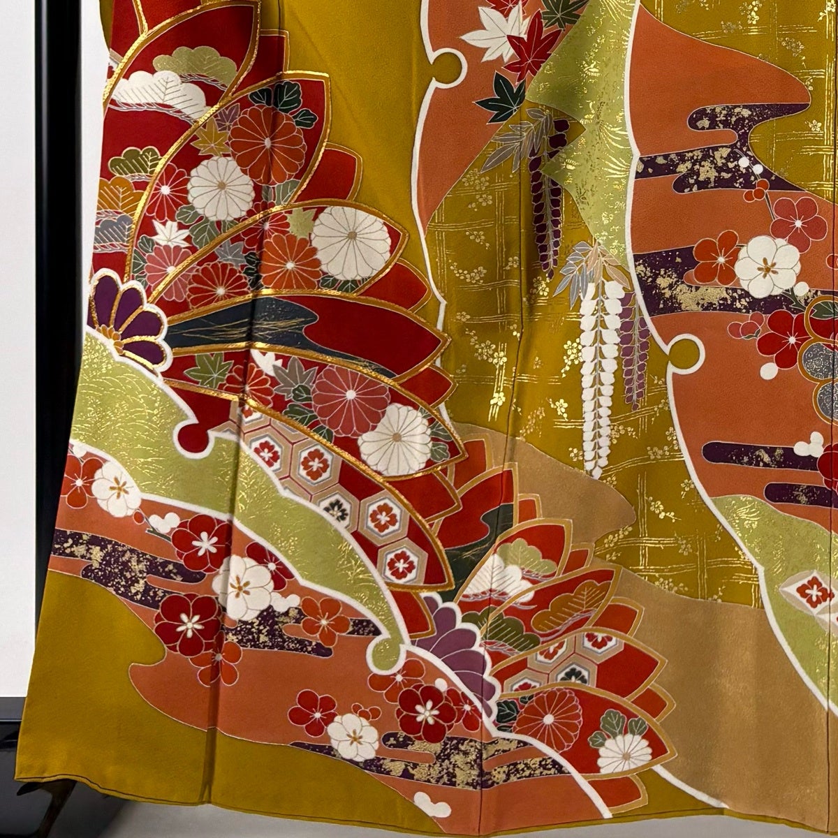 振袖 身丈166cm 裄丈63cm S 袷 雪輪 菊 金糸 金彩 黄土色 正絹 秀品