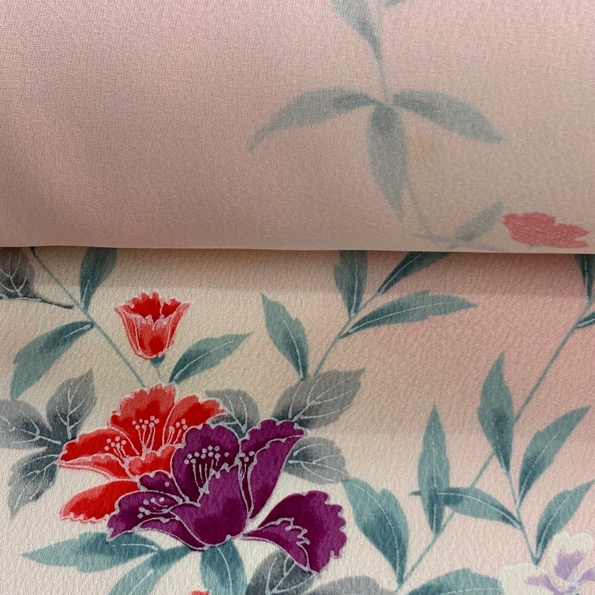反物 秀品 小紋 草花 ぼかし 薄ピンク 正絹｜中古・古着・リサイクル