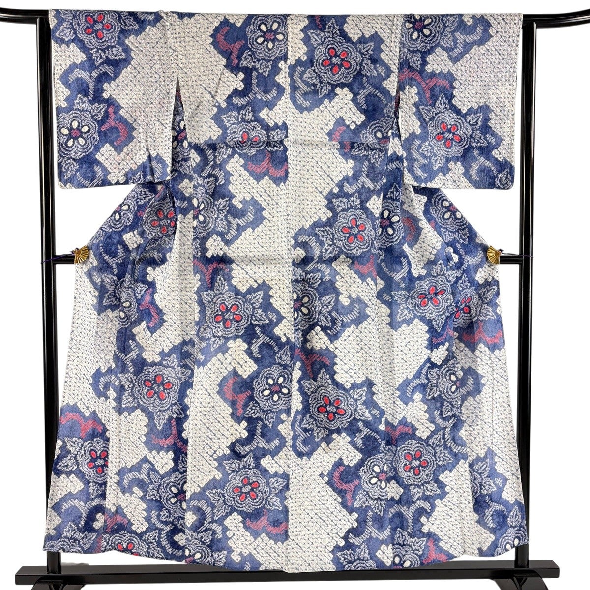 美品】 浴衣 身丈156cm 裄丈63cm S 絞り浴衣 草花 青紫 綿 名品｜中古