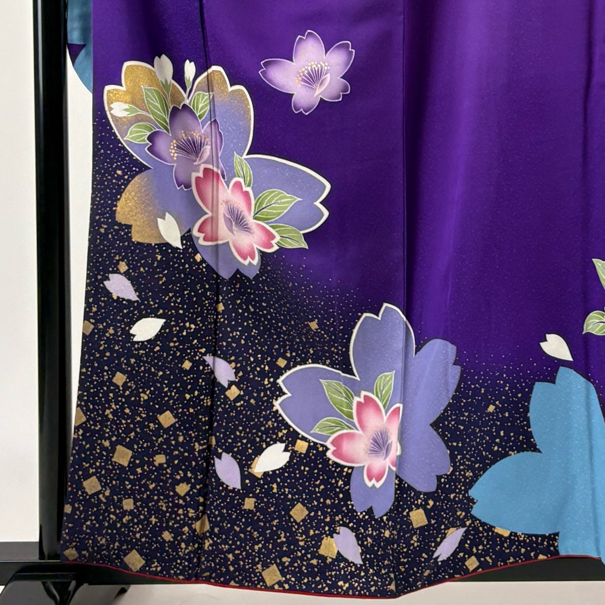 振袖 身丈156cm 裄丈65.5cm M 袷 桜 花びら 金彩 ぼかし 紫 正絹 秀品