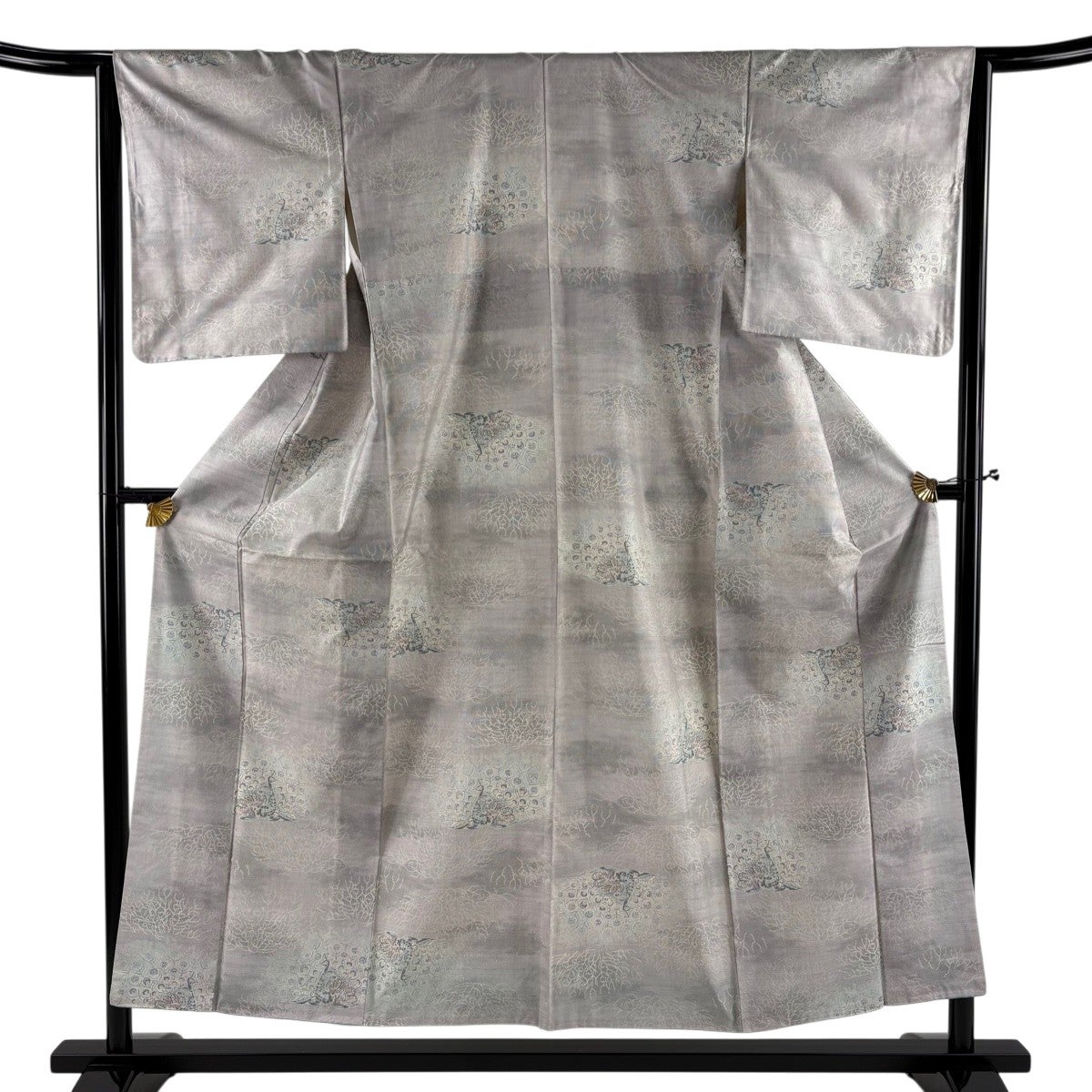 紬 身丈159.5cm 裄丈64cm 正絹 秀品 【中古】 紬 身丈159.5cm 裄丈64cm M 袷 横縞 亀甲絣 薄茶色 正絹 秀品｜中古