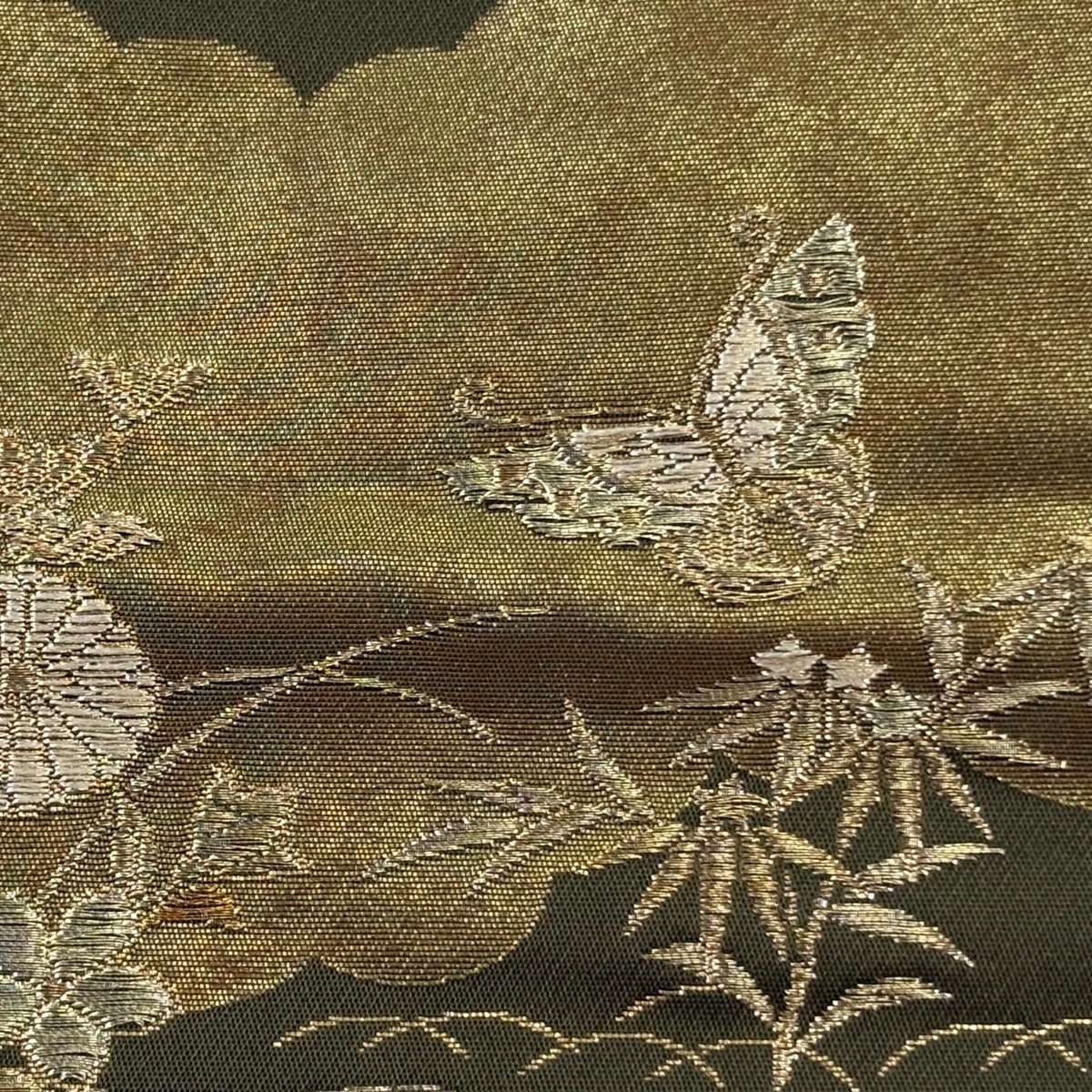 袋帯 逸品 帝王紫 落款あり 蝶 秋草 金銀糸 箔 金茶 お太鼓柄 正絹