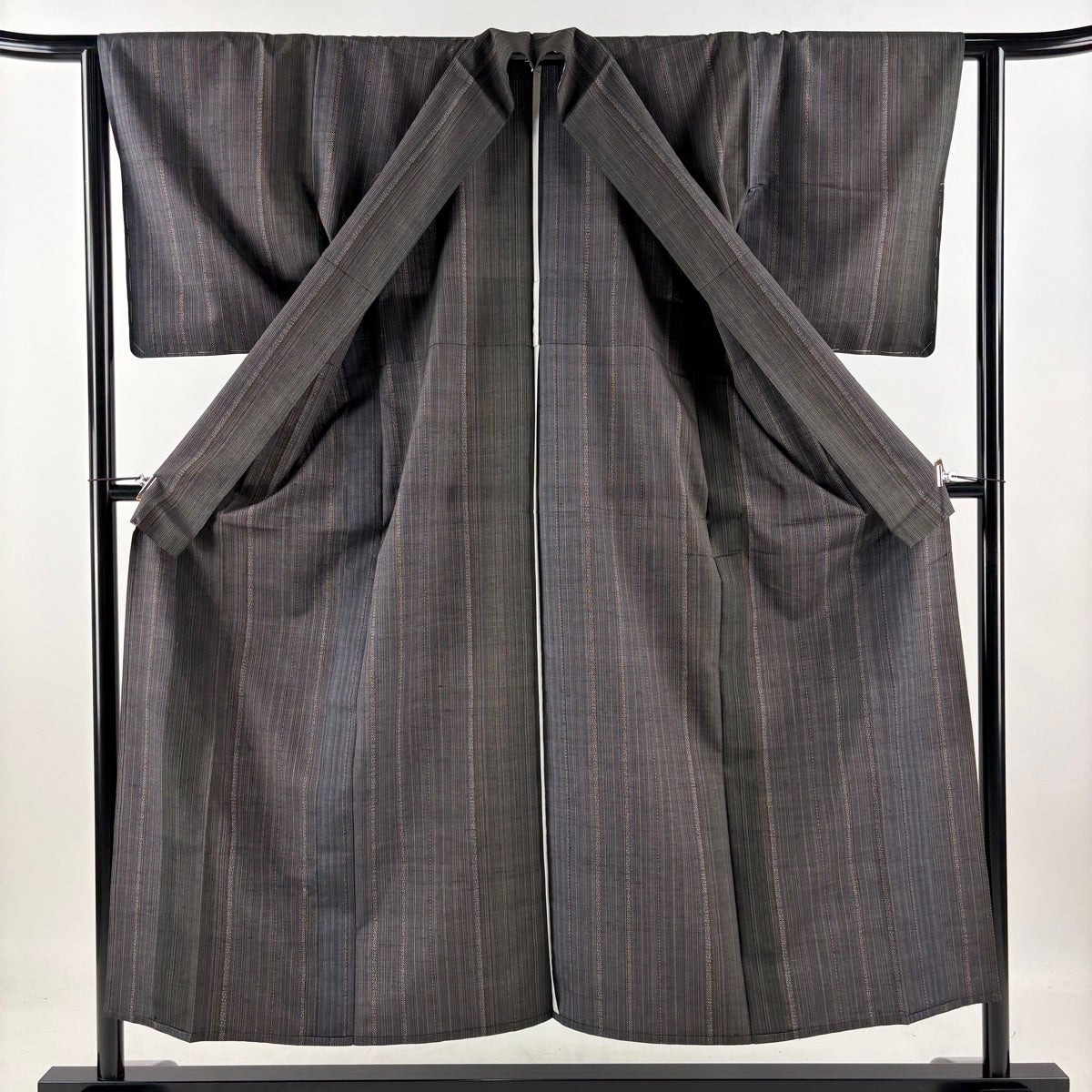 美品】 結城紬 身丈151.5cm 裄丈62.5cm S 単衣 はたおり娘 奥順 証紙