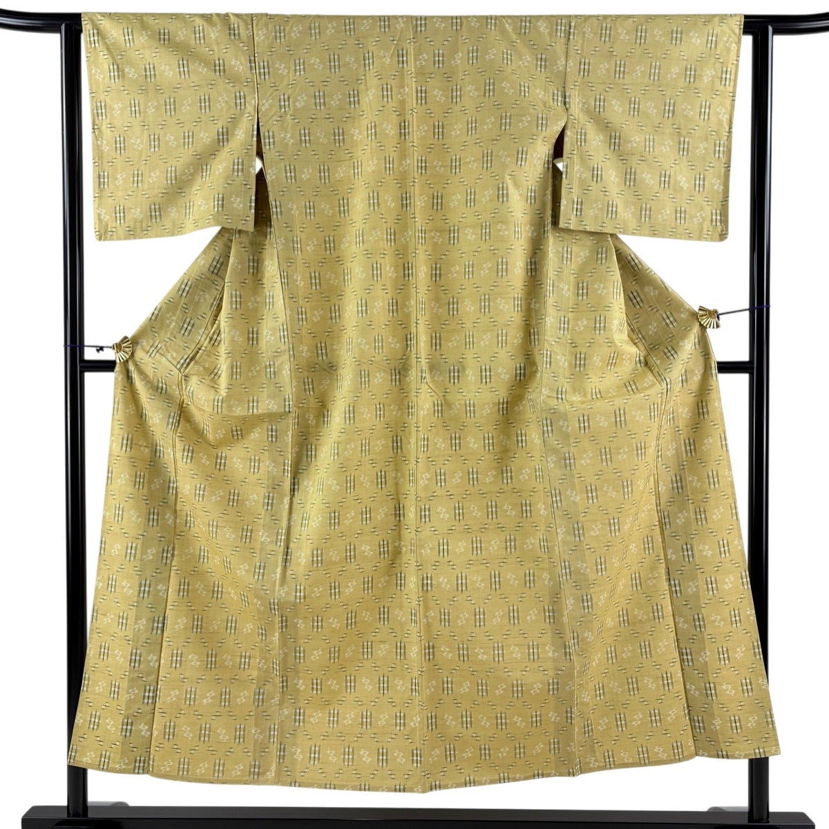 美品】 紬 身丈157cm 裄丈62cm S 単衣 格子 灰色 正絹 秀品｜中古