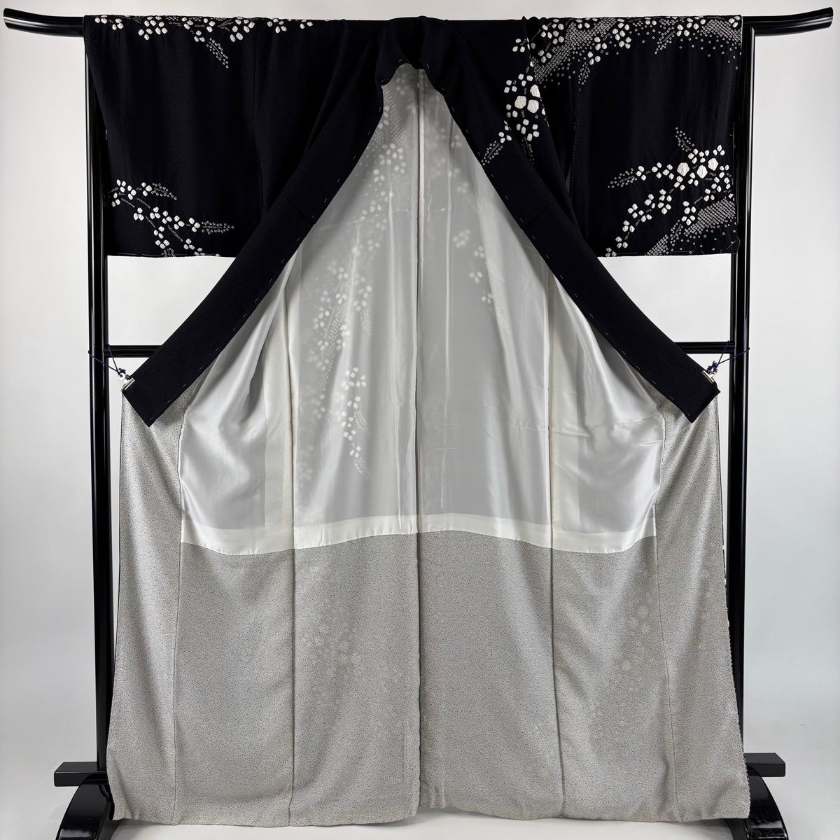 美品】 訪問着 身丈166.5cm 裄丈67cm M 袷 枝花 流水 絞り 黒 正絹