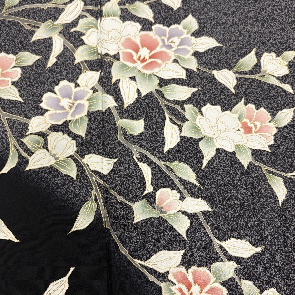 美品】 付下げ 身丈156cm 裄丈65cm M 袷 椿 金彩 染め分け 灰色 正絹