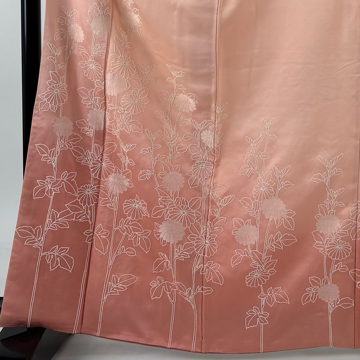 付下げ 身丈164cm 裄丈67.5cm L 袷 菊 相良刺繍 ぼかし ピンク 正絹 秀