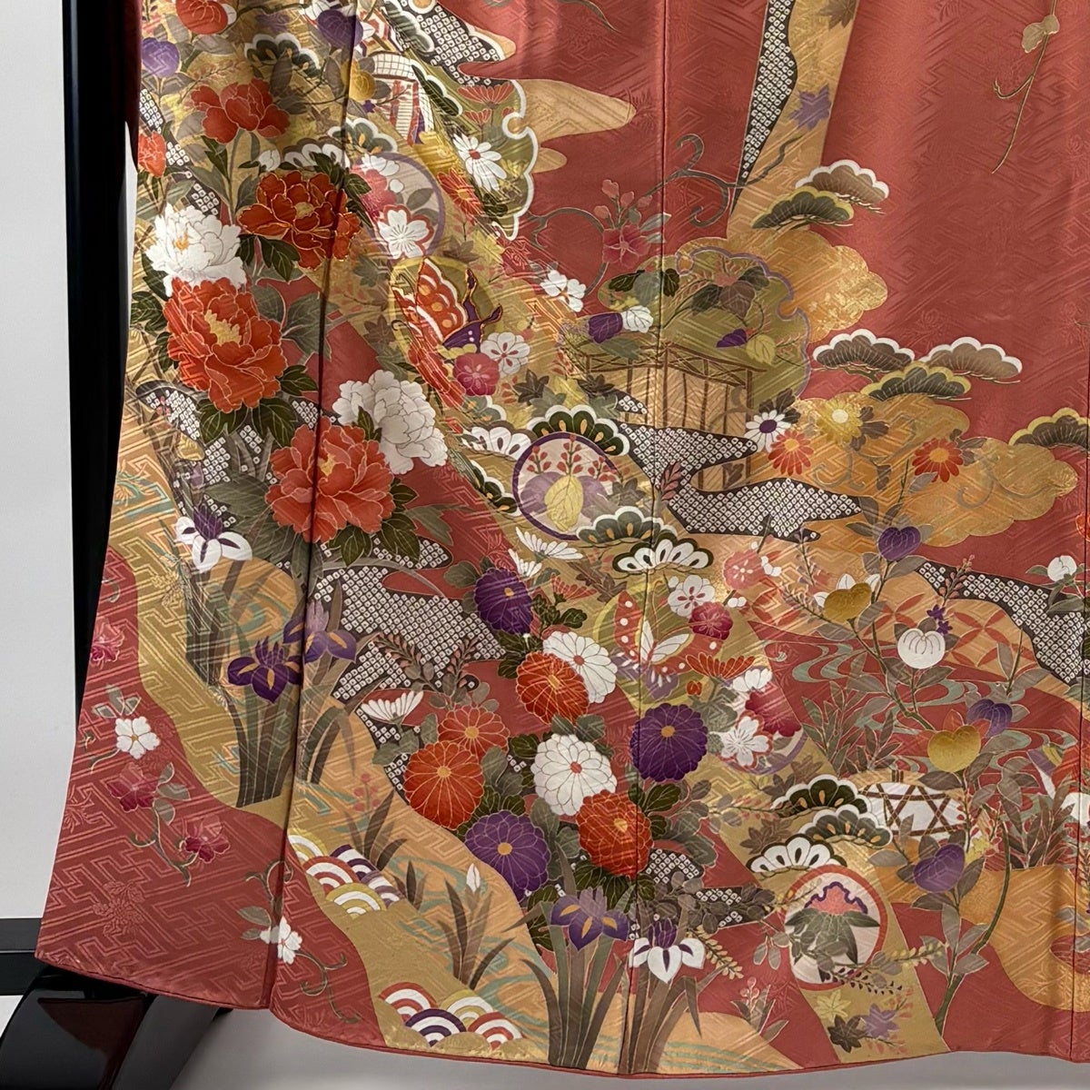 振袖 身丈164cm 裄丈69.5cm L 袷 草花 雪輪 金糸 金彩 ピンク 正絹 秀