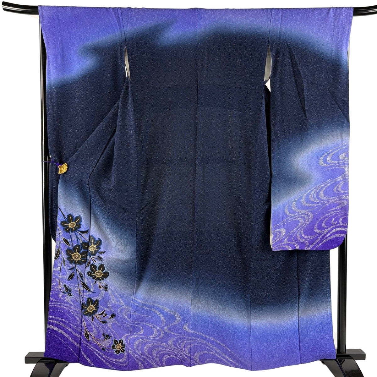 美品】 振袖 身丈163cm 裄丈66cm M 袷 鈴乃屋 草花 流水 銀通し 金糸
