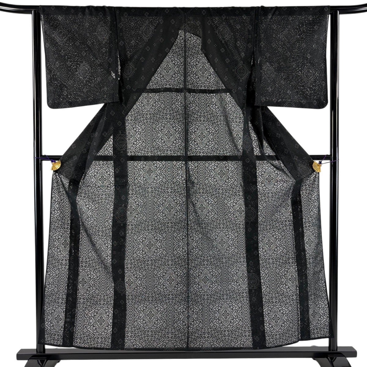 夏着物　紋紗　身丈156cm裄丈65cm(未使用）ブラック黒 美品】 小紋 身丈156.5cm 裄丈63cm S 薄物 紗 幾何学 黒 正絹 秀品