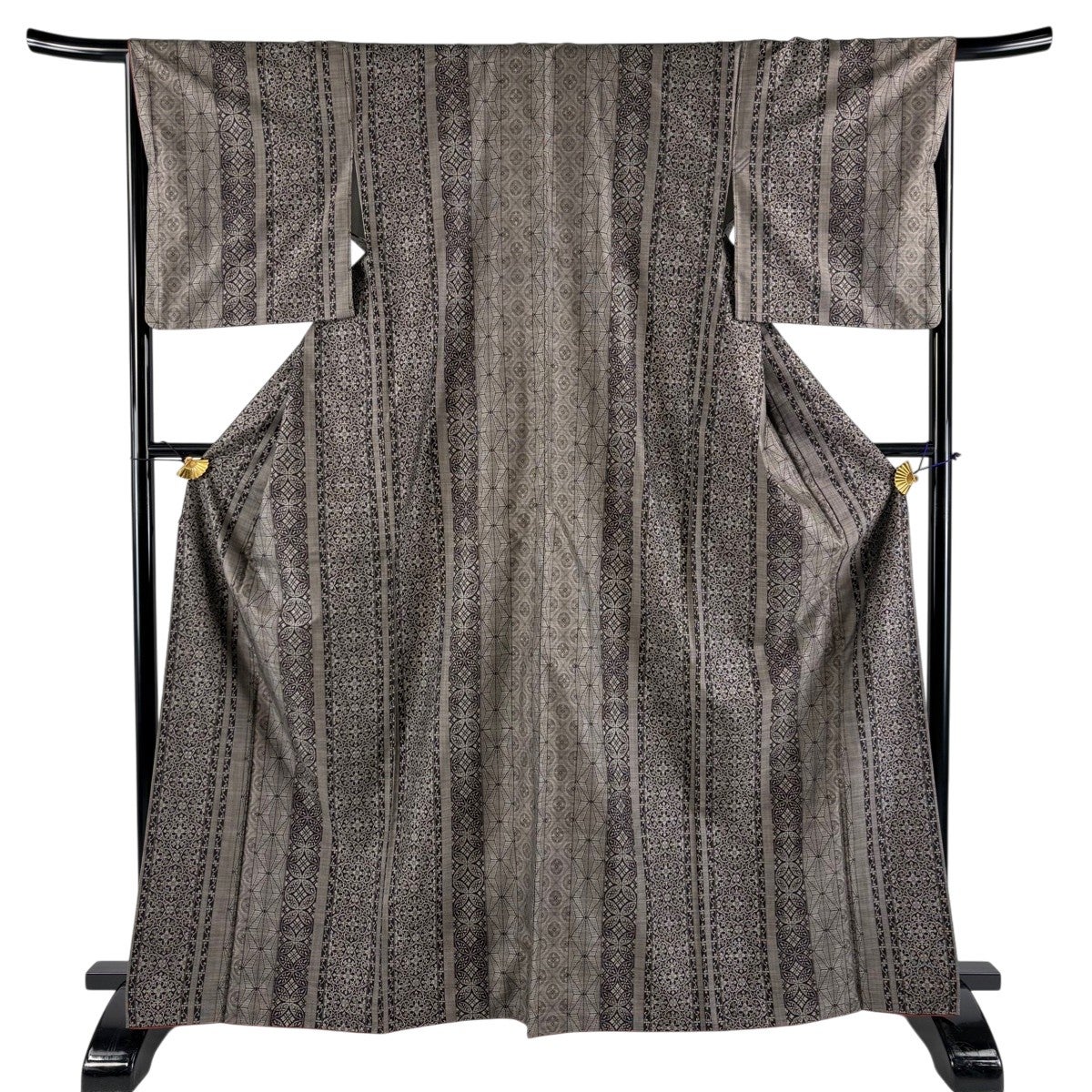 紬 身丈171cm 裄丈63.5cm S 袷 麻の葉 茶色 正絹 秀品｜中古・古着