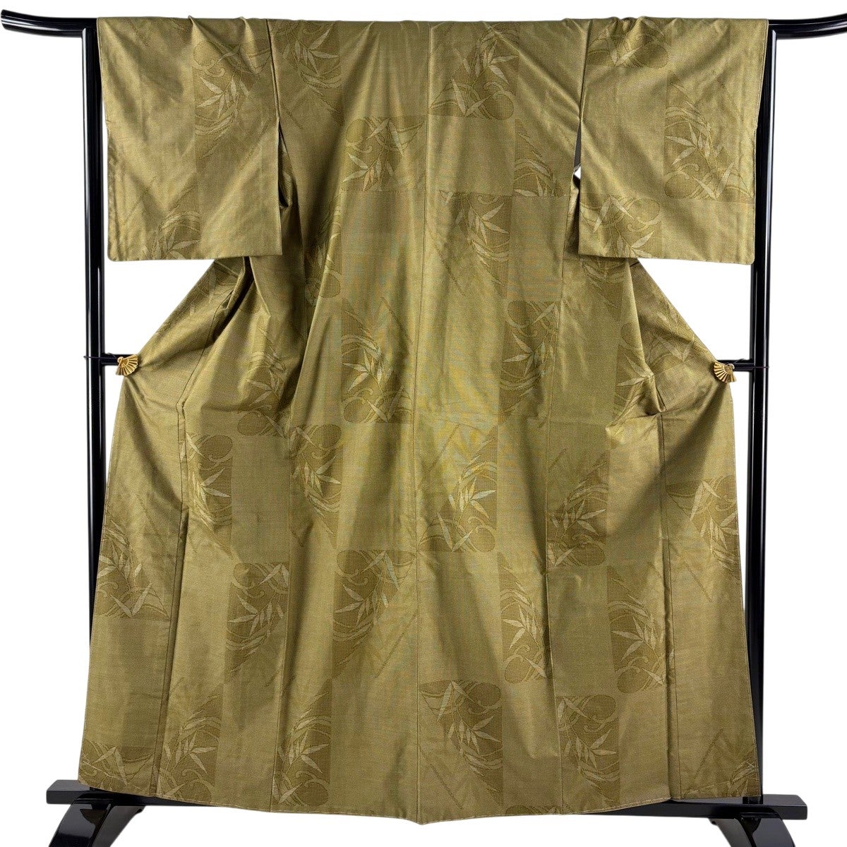 美品】 紬 身丈160cm 裄丈65cm M 袷 鈴乃屋 葉柄 絣柄 鶯色 正絹 秀品