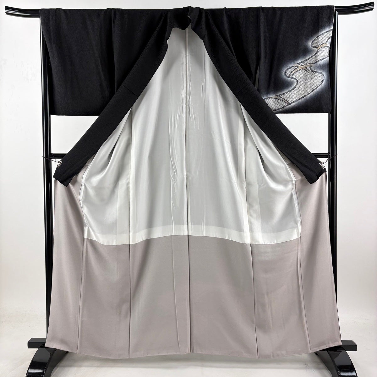 美品】 付下げ 身丈162.5cm 裄丈66.5cm M 袷 林淳一 落款あり 霞 芝