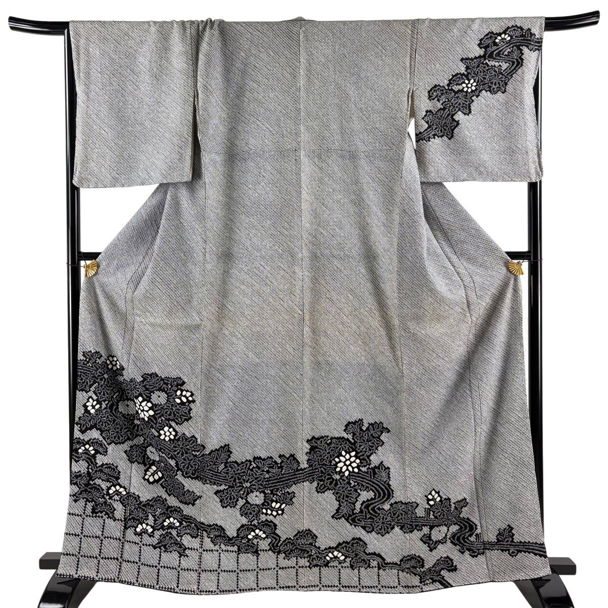 訪問着 身丈163.5cm 裄丈68cm L 袷 草花 松 総絞り 黒 正絹 秀品｜中古