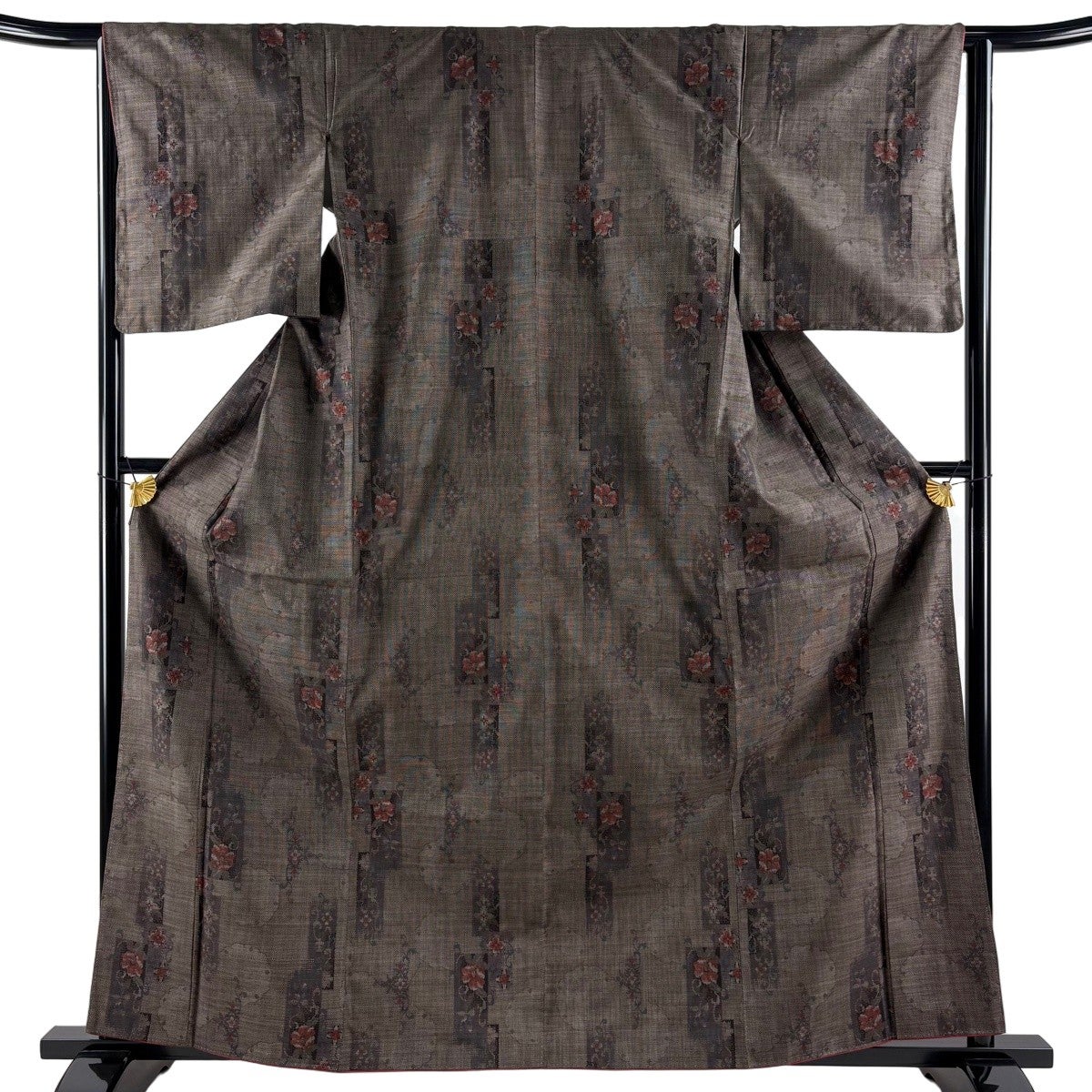 美品】 紬 身丈162.5cm 裄丈64cm M 袷 花唐草 雪輪 焦茶色 正絹 秀品