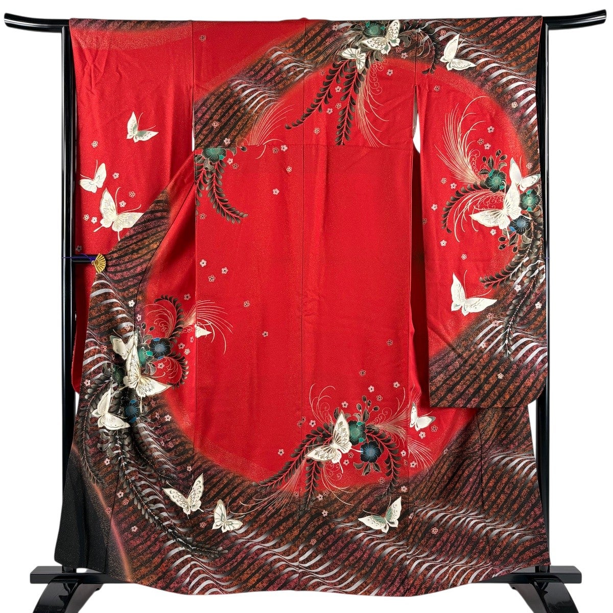 振袖 身丈160cm 裄丈64cm M 袷 蝶 桜 金糸 金通し 赤 正絹 秀品｜中古