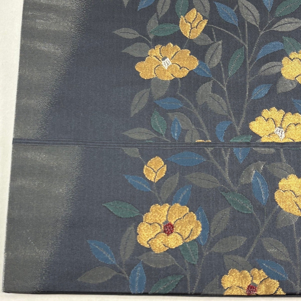 名古屋帯 優品 椿 金銀糸 箔 黒灰 正絹｜中古・古着・リサイクル着物