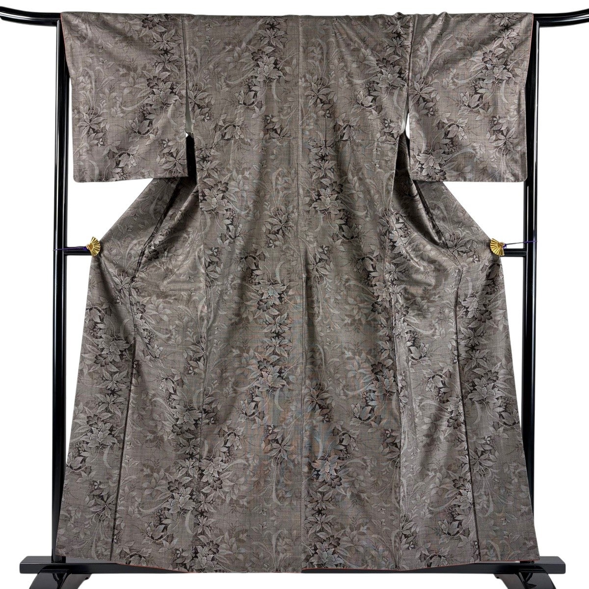 紬 身丈159cm 裄丈66.5cm M 袷 草花 焦茶色 正絹 秀品｜中古・古着