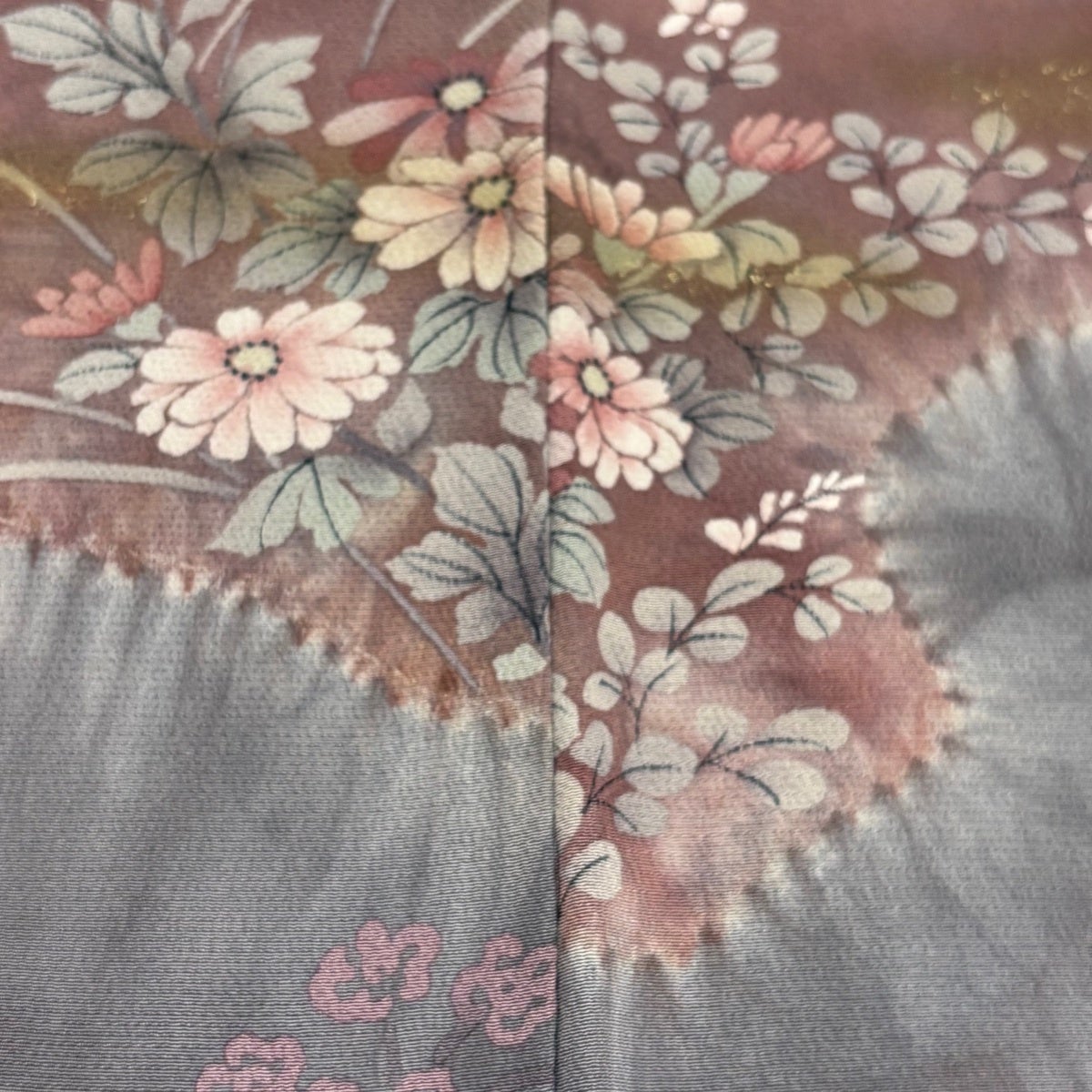 訪問着 身丈156cm 裄丈65cm M 袷 草花 霞 金彩 絞り 茜色 正絹 秀品