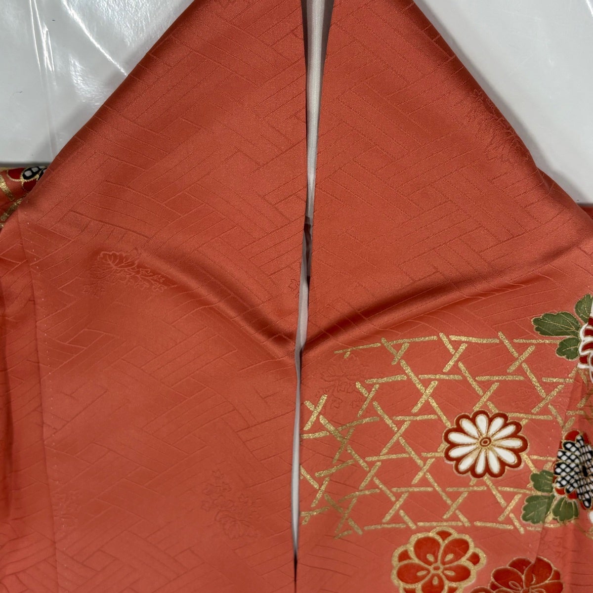 美品】 振袖 身丈162.5cm 裄丈64.5cm M 袷 御所車 草花 金糸 金彩