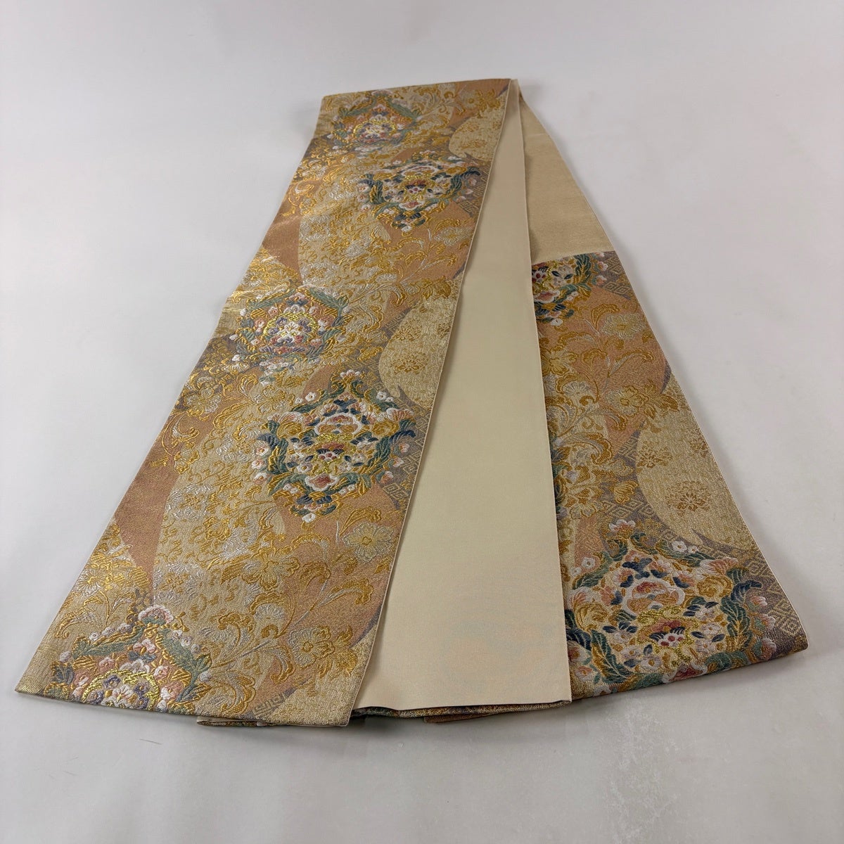 袋帯 秀品 草花 幾何学模様 金銀糸 箔 ベージュ 六通 正絹｜中古・古着