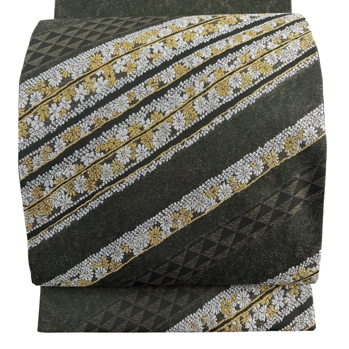 美品】 袋帯 秀品 草花 鱗 箔 金銀糸 深緑 お太鼓柄 正絹｜中古・古着