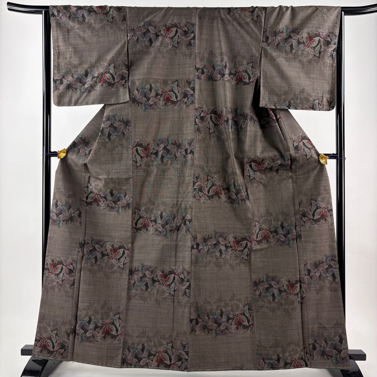 美品】 紬 身丈165cm 裄丈65.5cm M 袷 袋帯セット 蝶 シルエット 焦