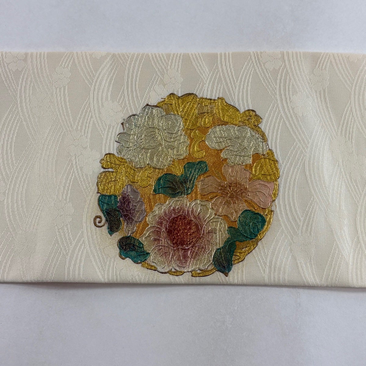 名古屋帯 名品 華文 花唐草 螺鈿 金銀彩 ベージュ 正絹｜中古・古着