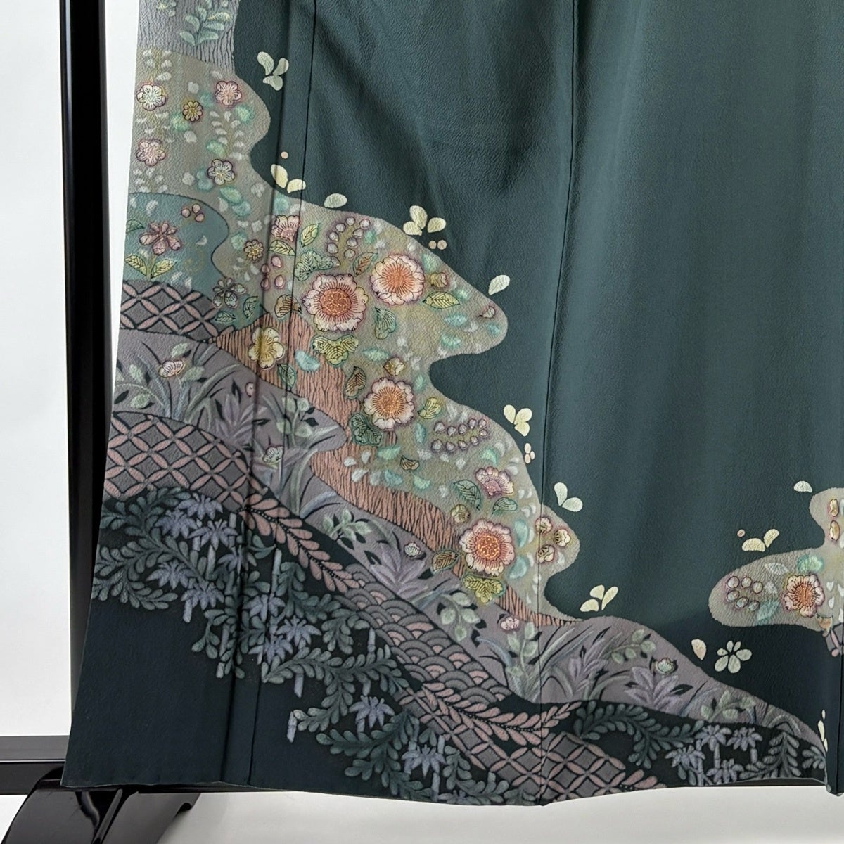 訪問着 身丈159cm 裄丈65cm M 袷 霞 草花 縮緬 緑 正絹 名品｜中古