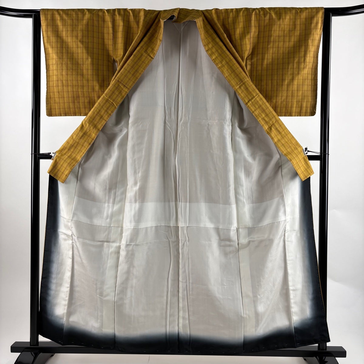 美品】 紬 身丈159cm 裄丈64cm M 袷 本場黄八丈 証紙あり 格子 山吹