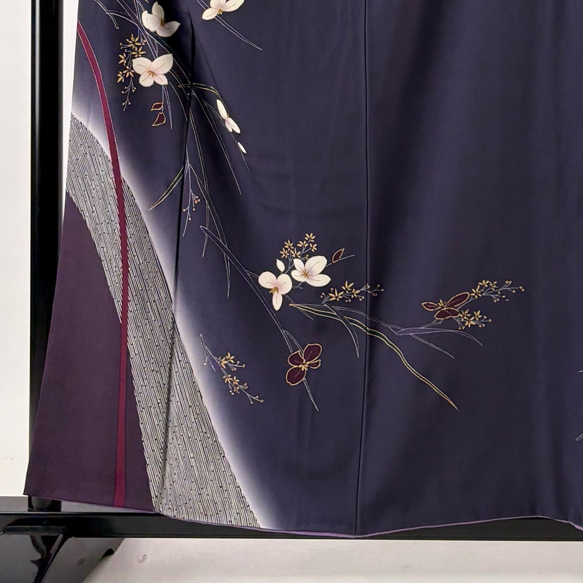 付下げ 身丈158cm 裄丈65.5cm M 袷 草花 金彩 ぼかし 濃紫 正絹 秀品