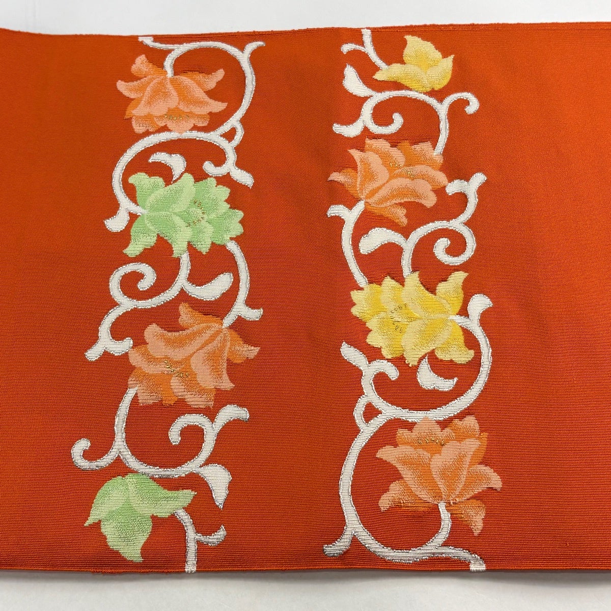 美品】 名古屋帯 優品 八寸名古屋帯 松葉仕立て 華文 花唐草 金銀糸