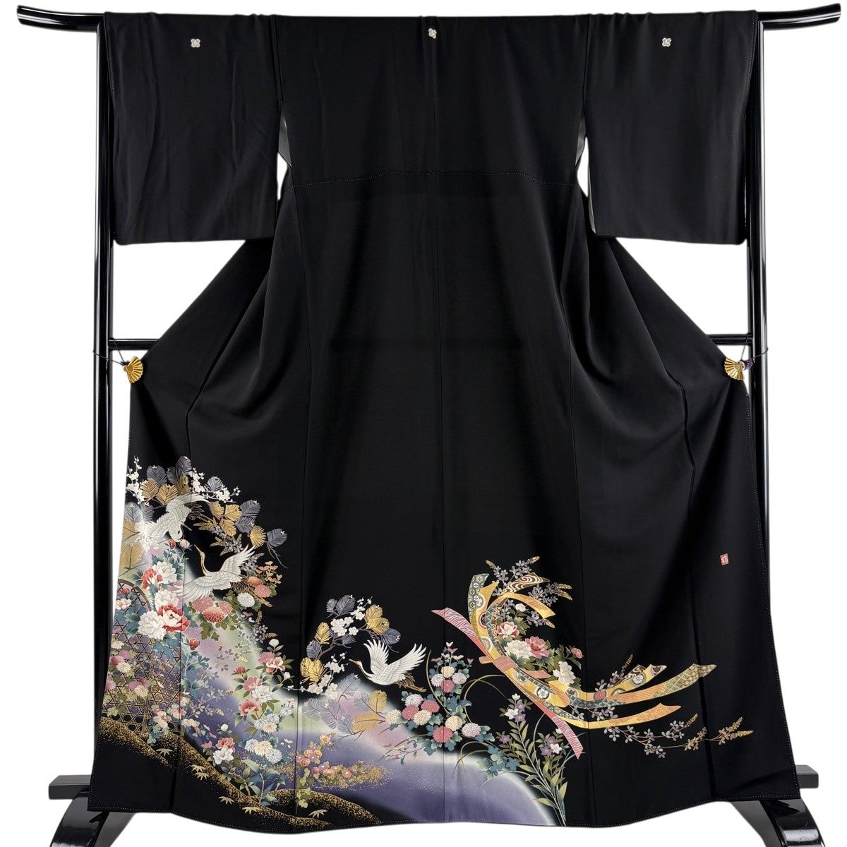 黒留袖 身丈151.5cm 裄丈63.5cm S 袷 落款あり 松竹梅 家屋 染め分け