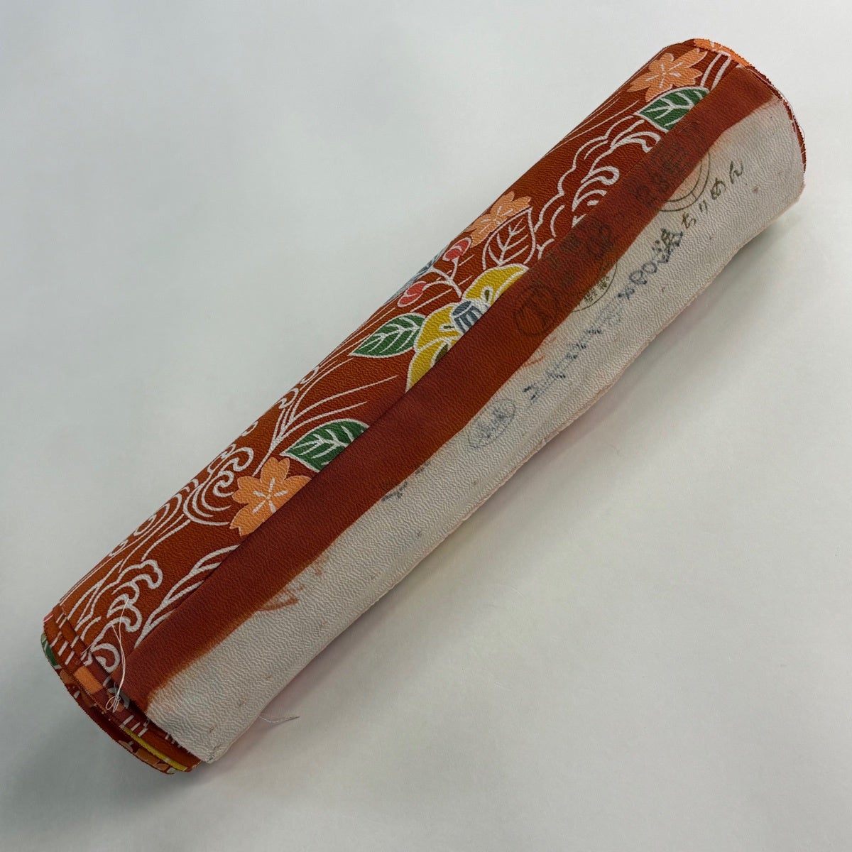 反物 秀品 小紋 波頭 椿 赤茶 正絹｜中古・古着・リサイクル着物通販