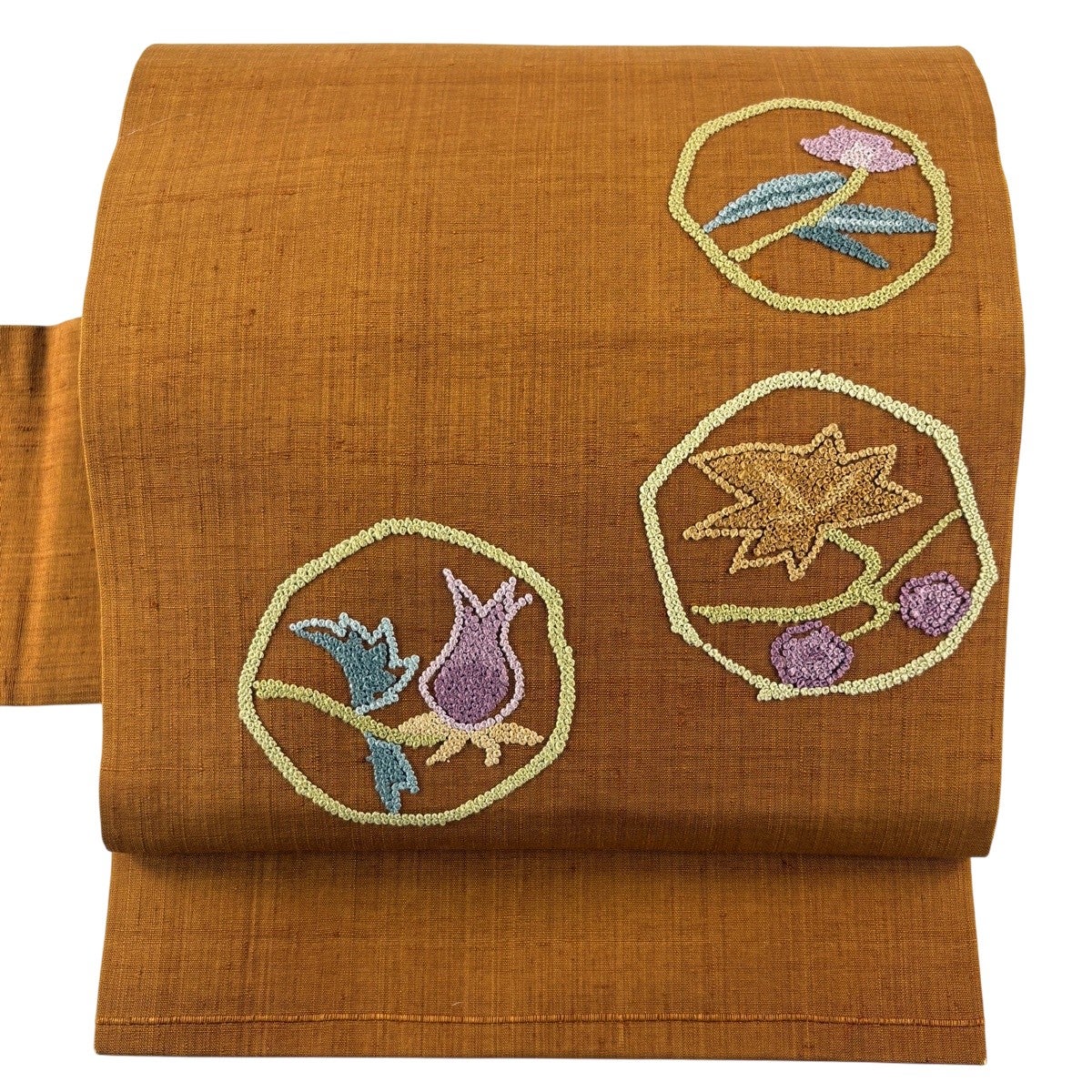 名古屋帯 秀品 紬地 草花 相良刺繍 茶色 正絹｜中古・古着・リサイクル