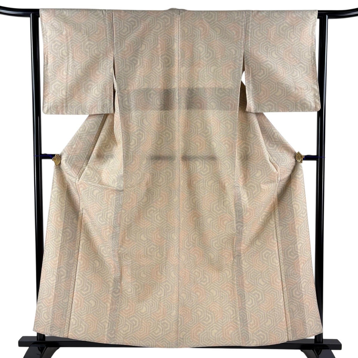 【美品】 結城紬 身丈157cm 裄丈62cm 正絹 秀品 【中古】 美品】 紬 身丈157cm 裄丈64cm 正絹 秀品 【中古】の通販 by バイセル