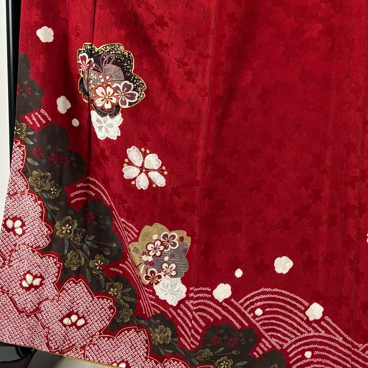 美品】 振袖 身丈162cm 裄丈69.5cm L 袷 やまと 鼓 桜 金糸 桜 赤 正絹