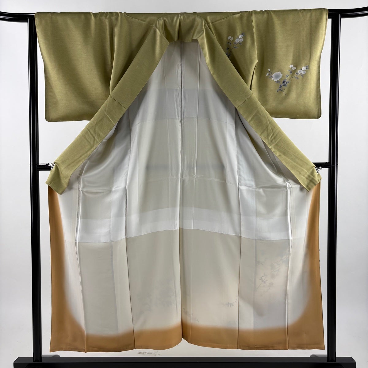 美品】 付下げ 身丈154cm 裄丈63cm S 袷 枝花 流水 螺鈿 金彩 鶯色