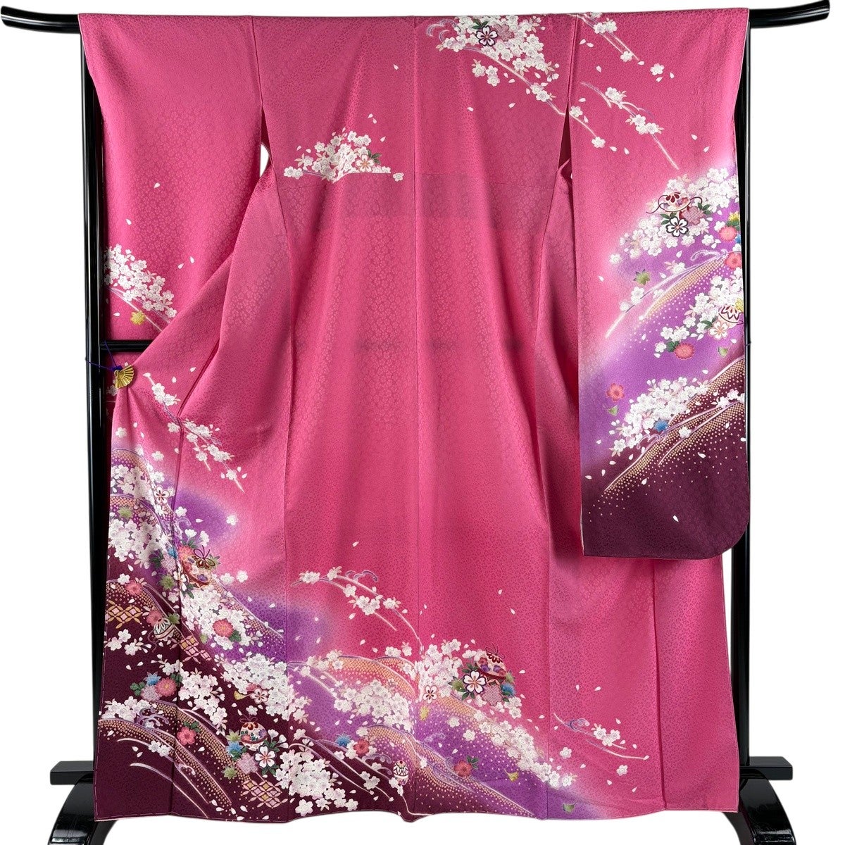 美品】 振袖 身丈167.5cm 裄丈66cm M 袷 鈴 桜 金糸 金彩 ピンク 正絹