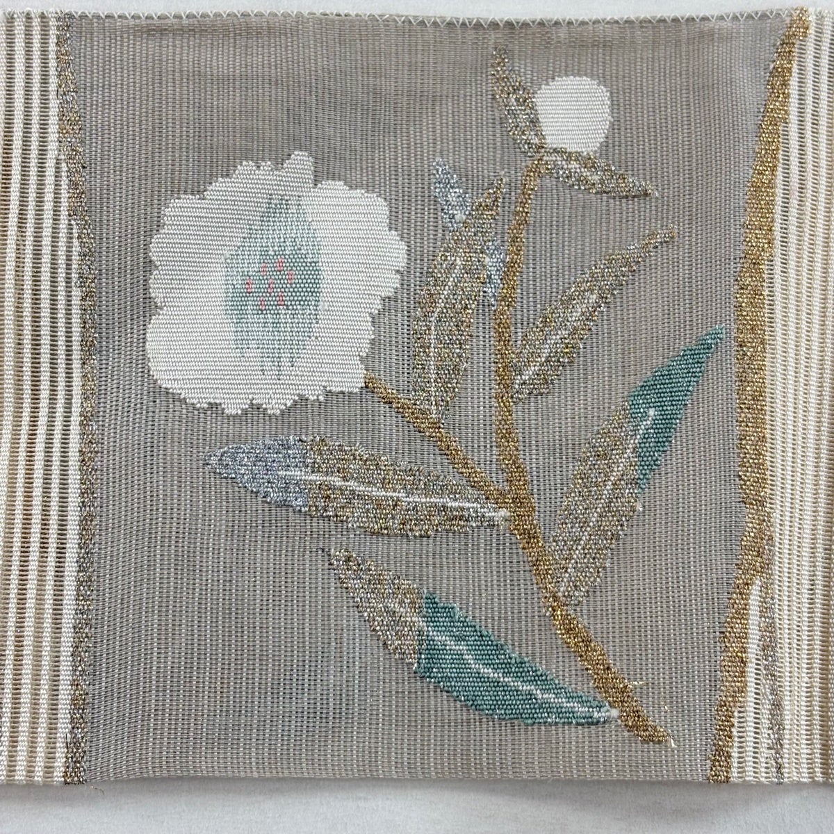 美品】 名古屋帯 秀品 夏帯 絽 八寸名古屋帯 草花 箔 ベージュ 正絹