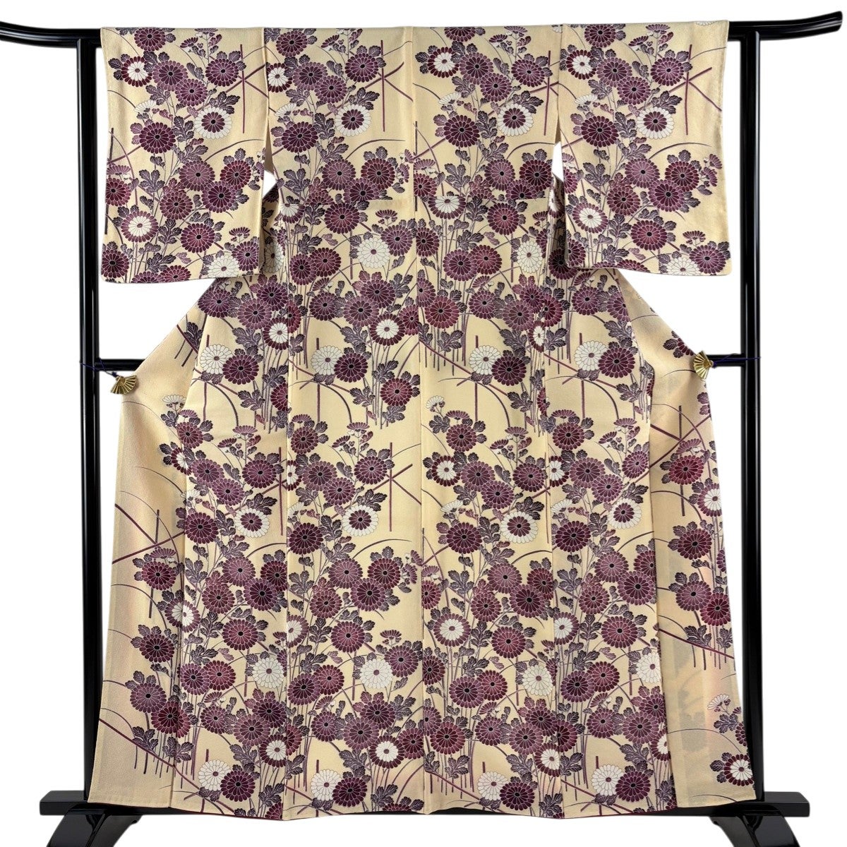 美品】 小紋 身丈159cm 裄丈62.5cm S 袷 菊 縮緬 ベージュ 正絹 秀