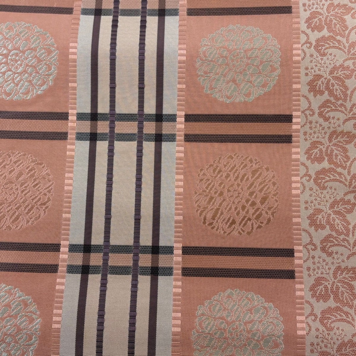 名古屋帯 秀品 華文 格子 ピンク 正絹｜中古・古着・リサイクル着物
