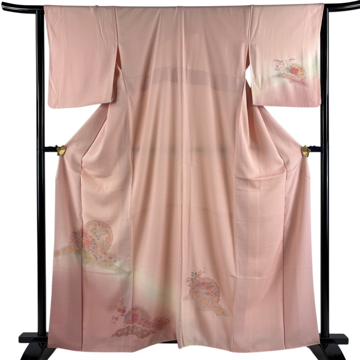 付下げ 身丈162cm 裄丈62.5cm S 袷 草花 霞 薄オレンジ 正絹 秀品