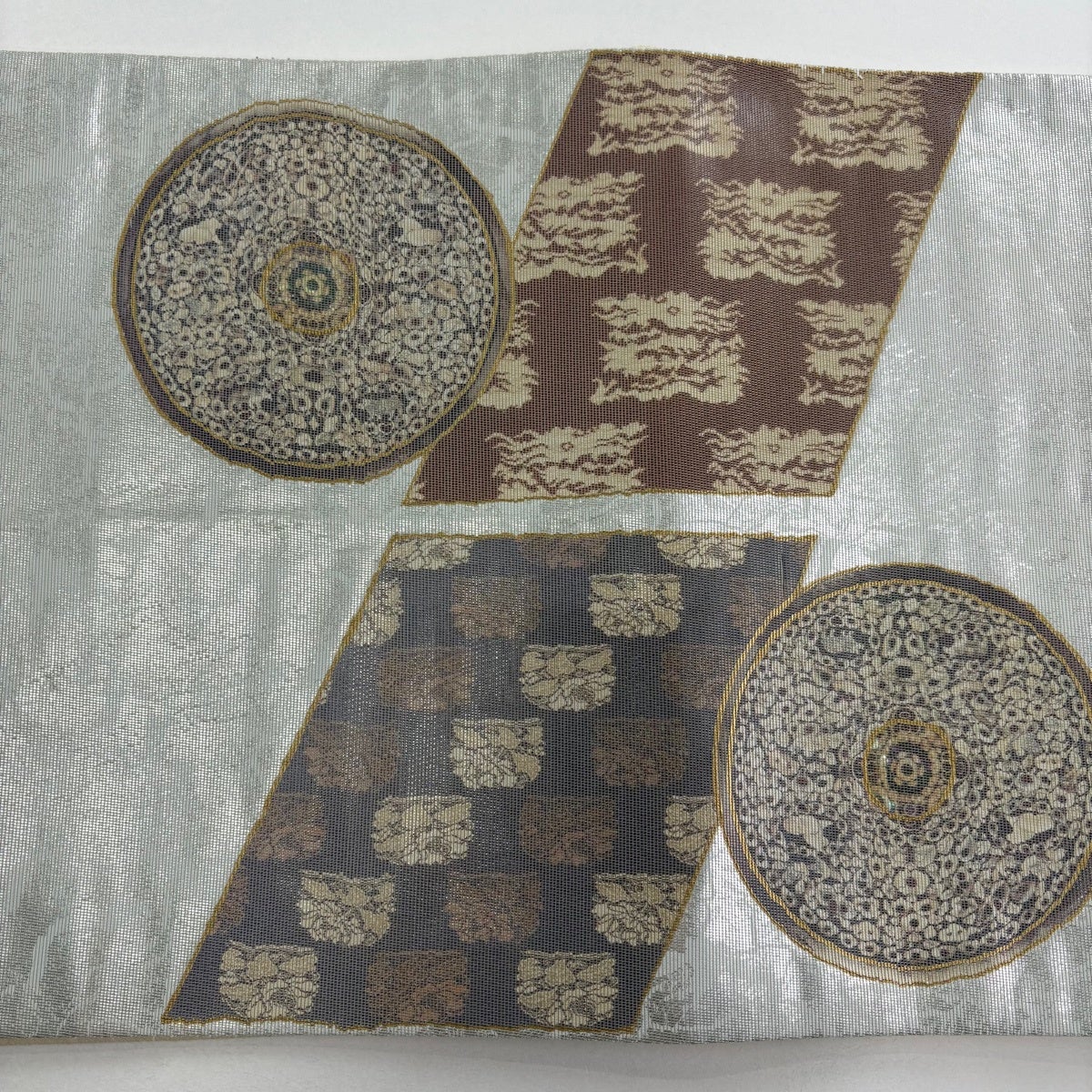 在庫一掃】 袋帯 秀品 関西仕立て 華文 花うさぎ 螺鈿箔 金彩 銀色