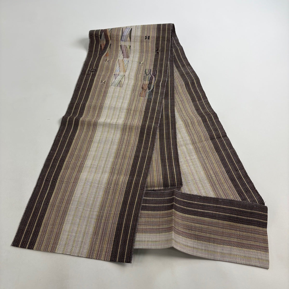 美品】 名古屋帯 秀品 八寸名古屋帯 松葉仕立て 幾何学模様 縞模様