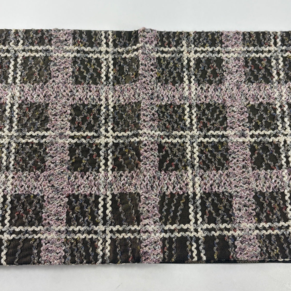 美品】 袋帯 名品 無月 格子 幾何学模様 金糸 焦茶色 六通 正絹｜中古