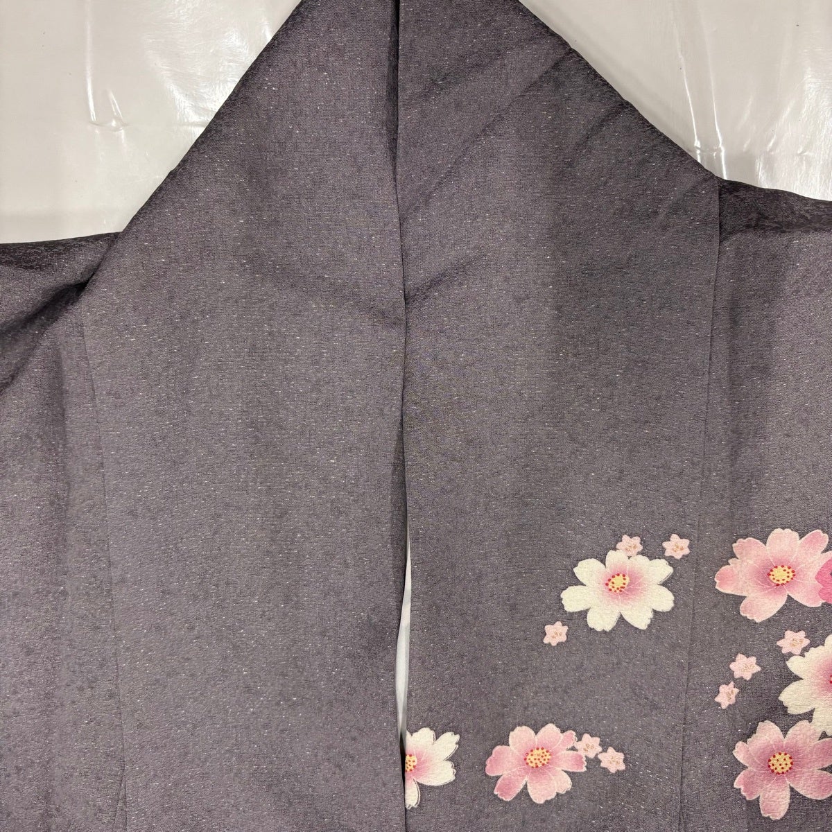 振袖 身丈161cm 裄丈66cm M 袷 草花 刺繍 銀通し 灰紫 正絹 逸品｜中古