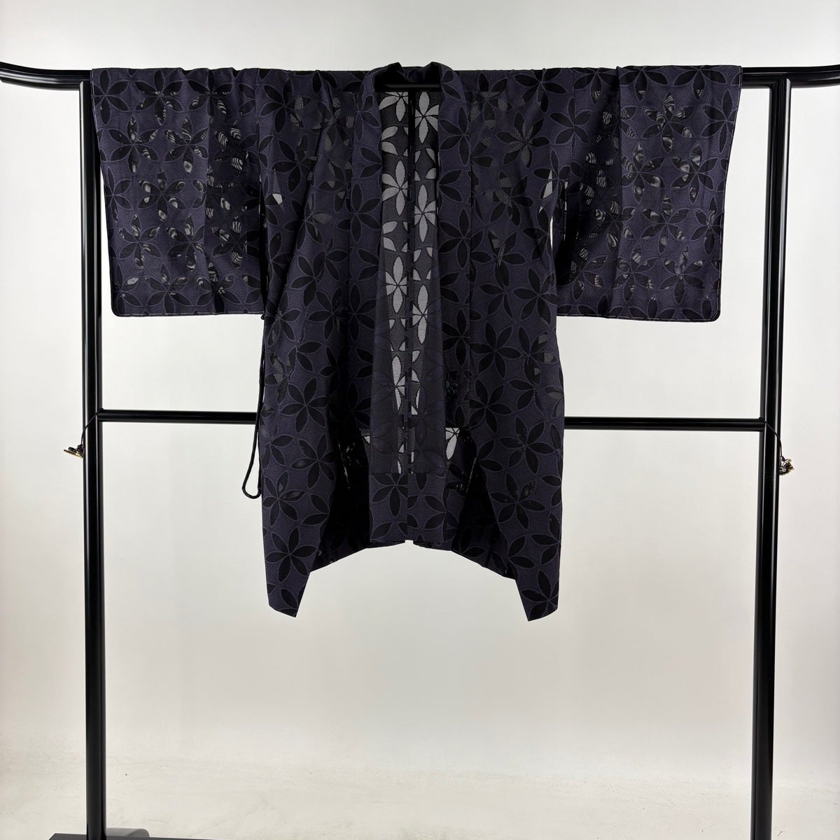 美品】 道中着 身丈94.5cm 裄丈63cm S 和装コート 着物衿 花 濃紫 正絹