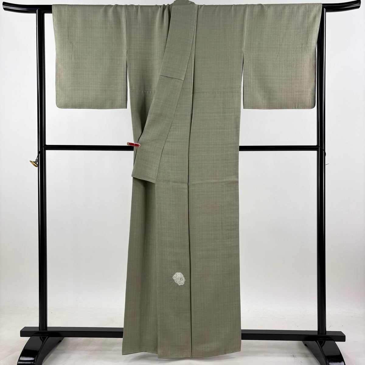 付下げ 身丈160.5cm 裄丈67.5cm L 袷 紬地 葉柄 絞り 灰緑 正絹 逸品