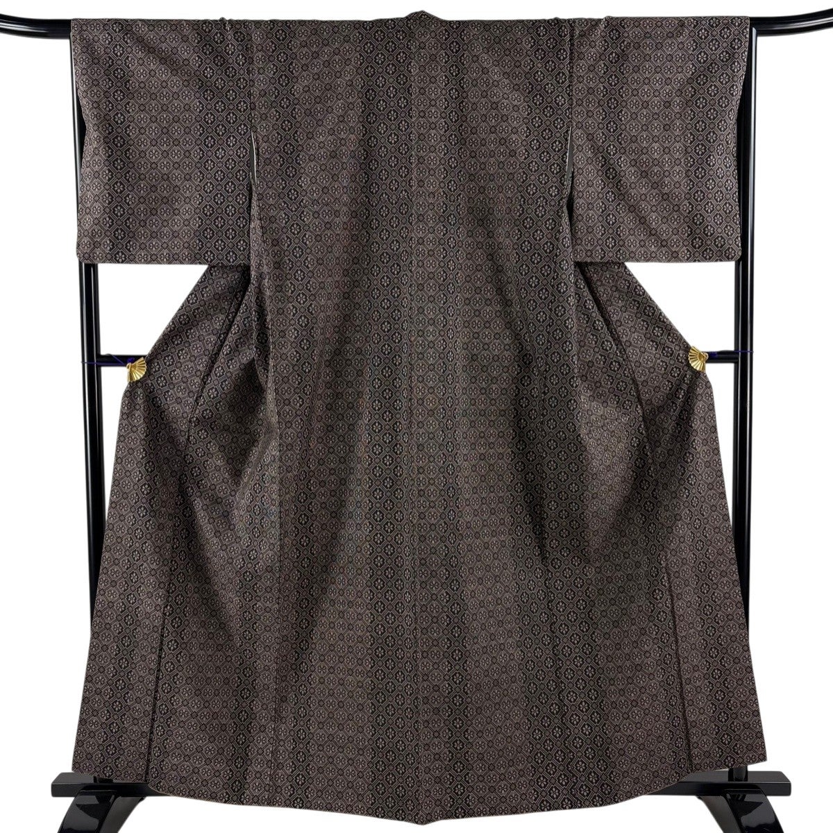 紬 身丈165.5cm 裄丈64cm M 袷 格子 幾何学 墨色 正絹 優品｜中古